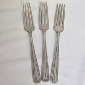 3 Vintage International Silver Avon Pattern Silverplate Forks, 7"